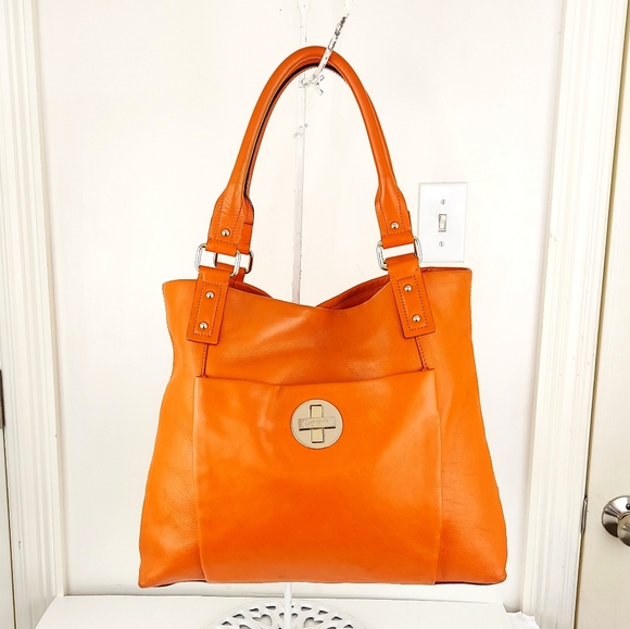 kate spade Handbags - Kate Spade Large Leather Shoulder Tote